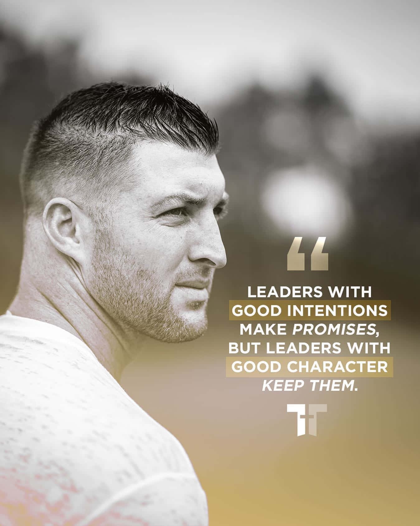 Tim Tebow Showing Tenacity And Perseverance Wallpaper