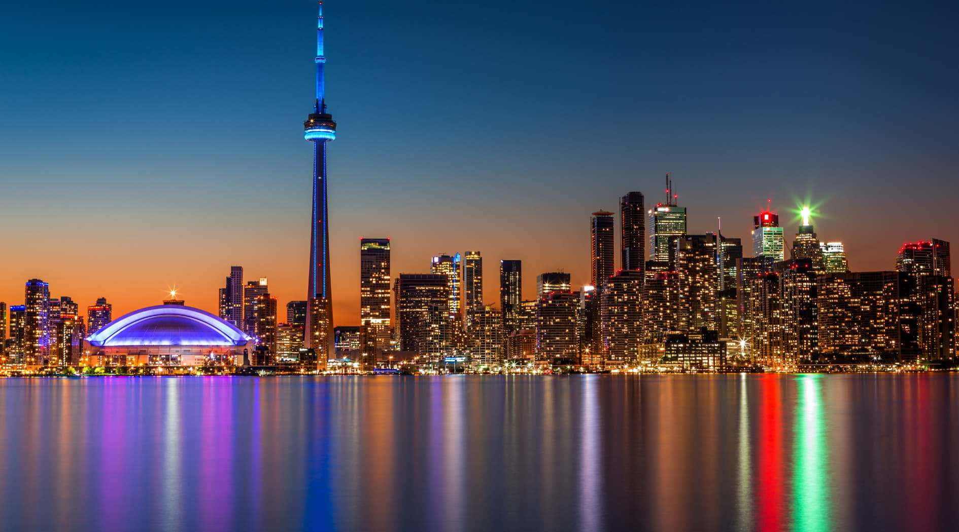 Toronto Skyline Twilight Reflection Wallpaper