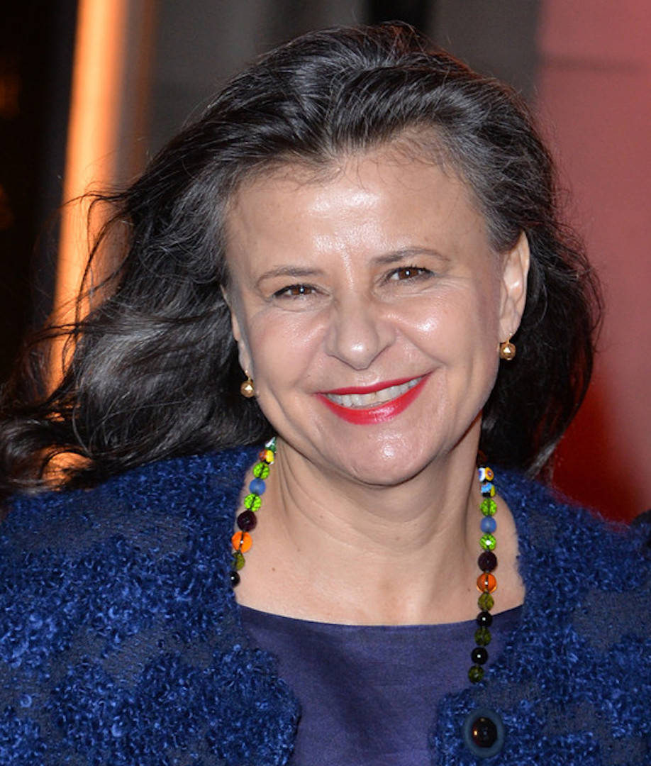 Tracey Ullman Beautiful Blue Dress Wallpaper