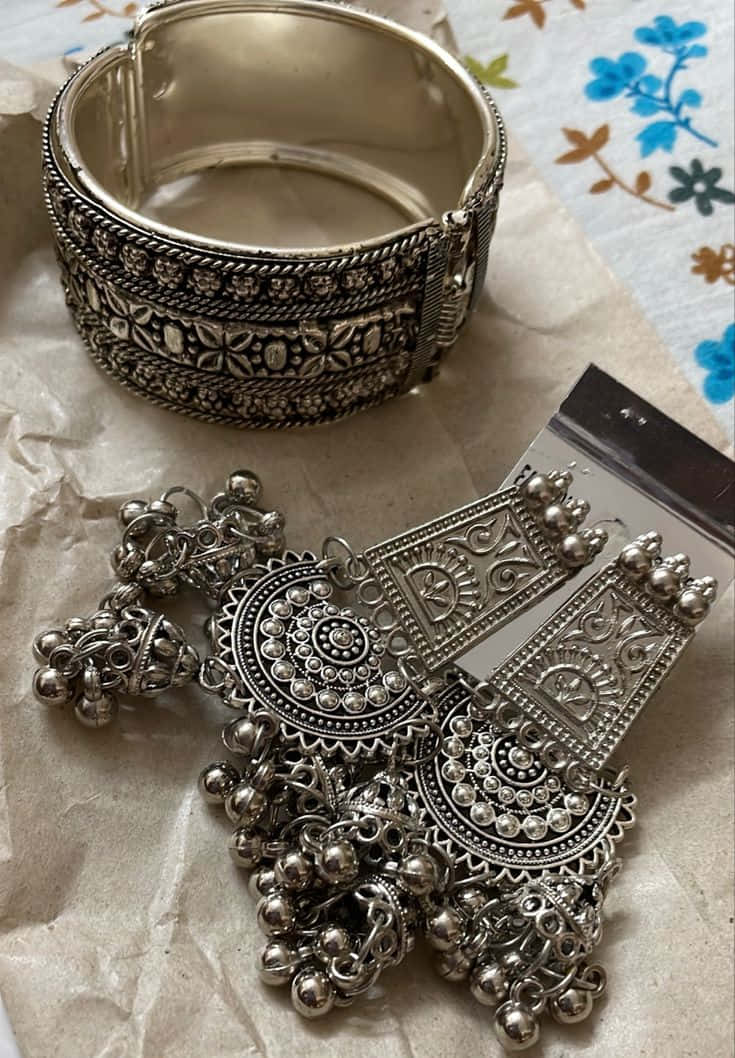 Traditional Silver Jewelry Collection Wallpaper