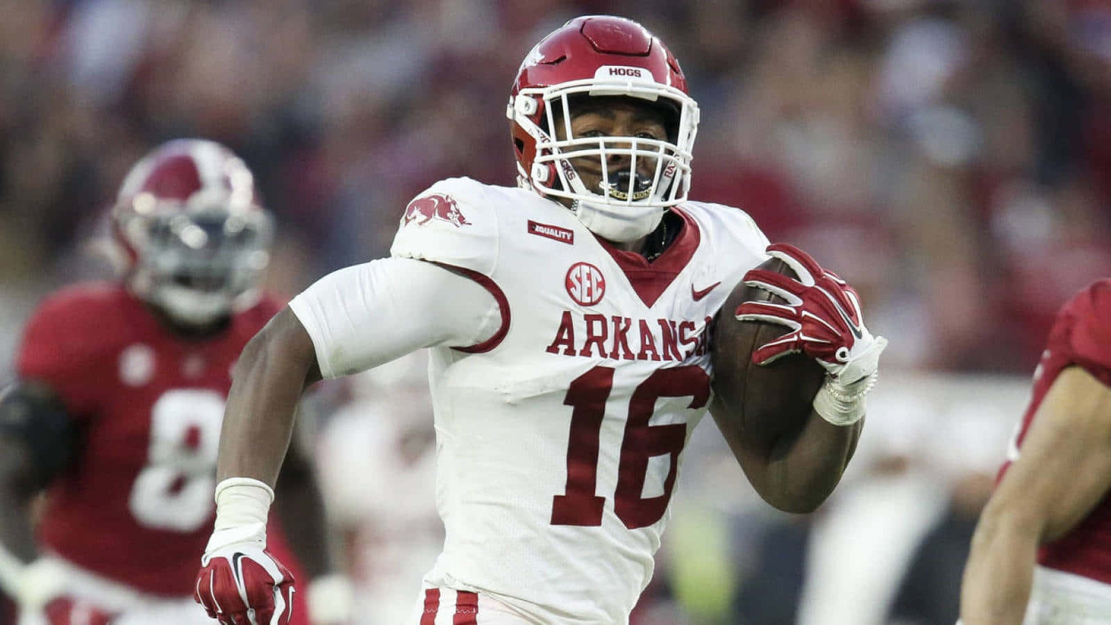 Treylon Burks Arkansas Football Action Wallpaper