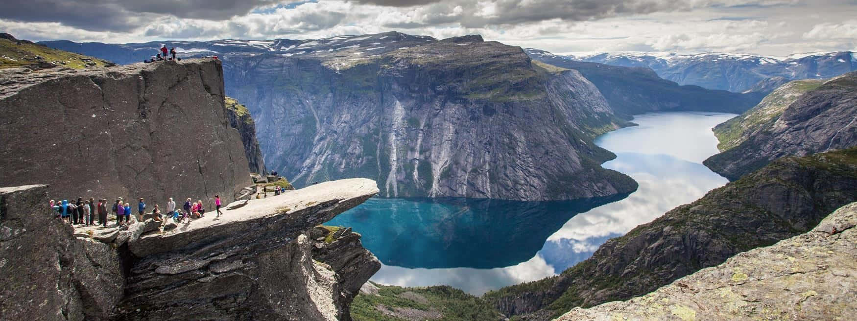 Trolltunga Cliff Overlook Norway Wallpaper