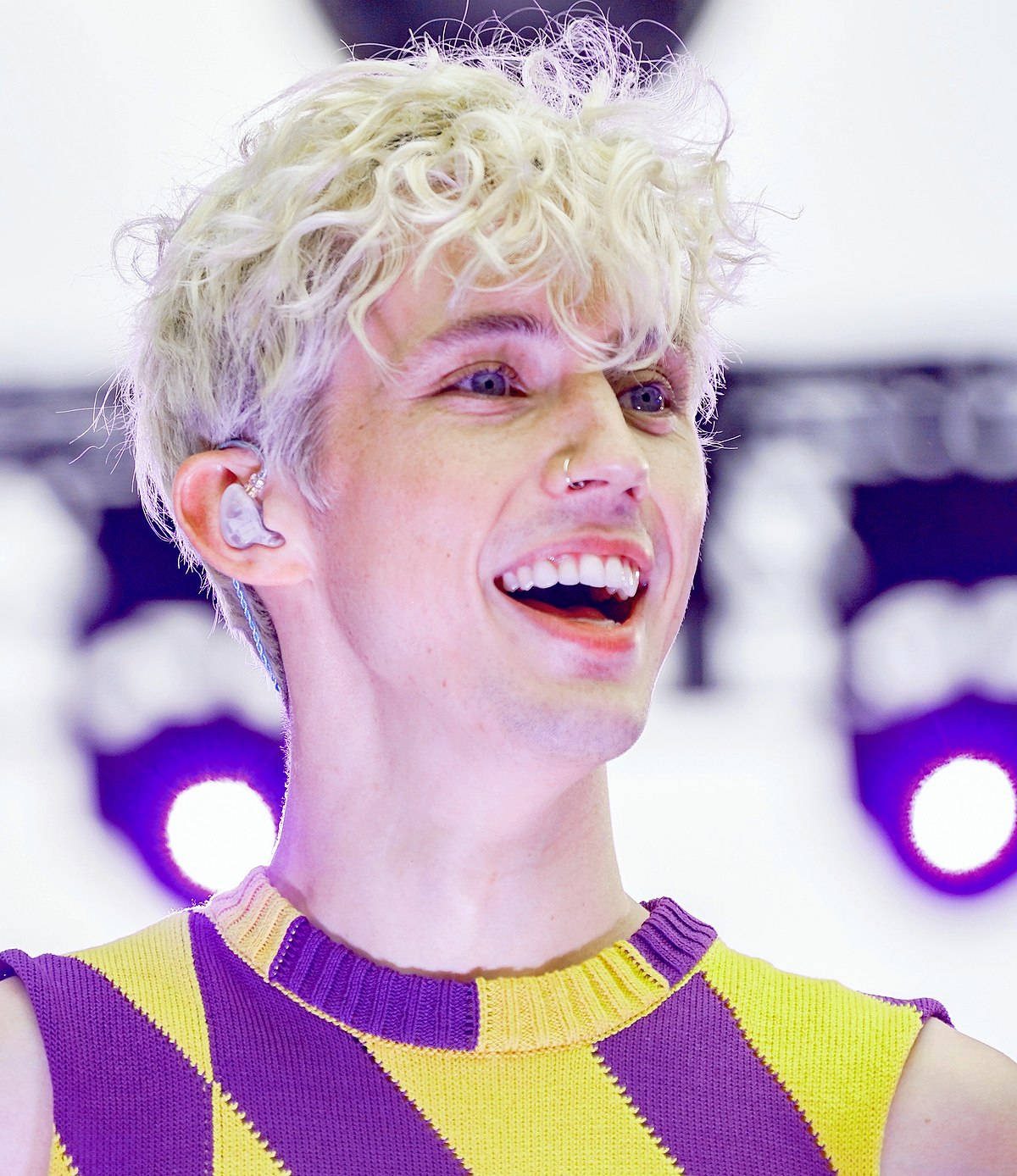 Troye Sivan At Capital Pride Wallpaper