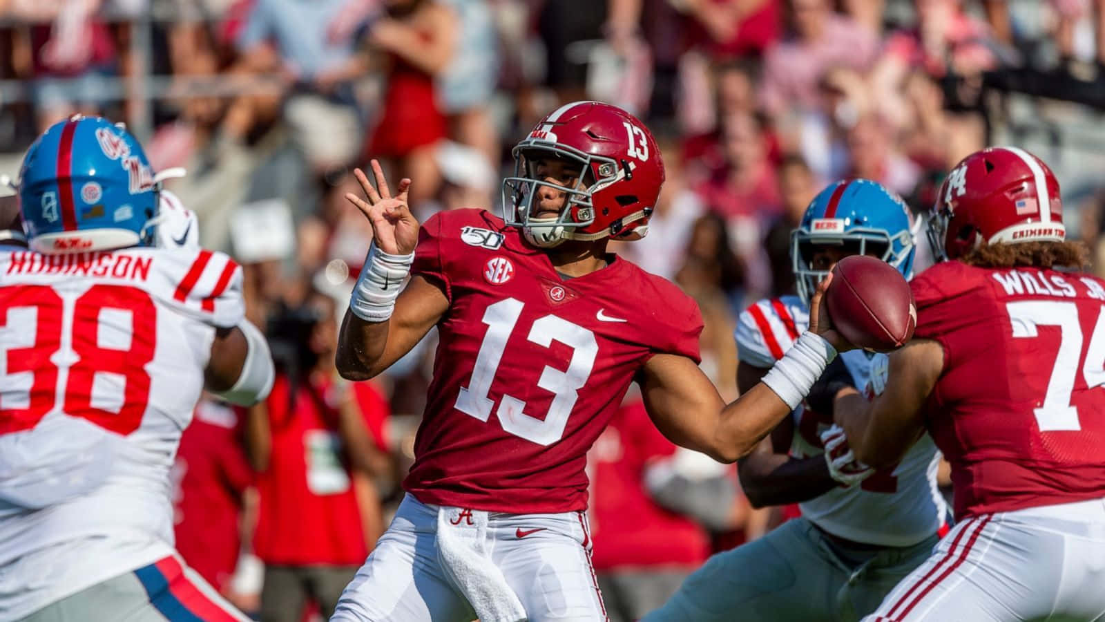 Tua Tagovailoa Playing Wallpaper