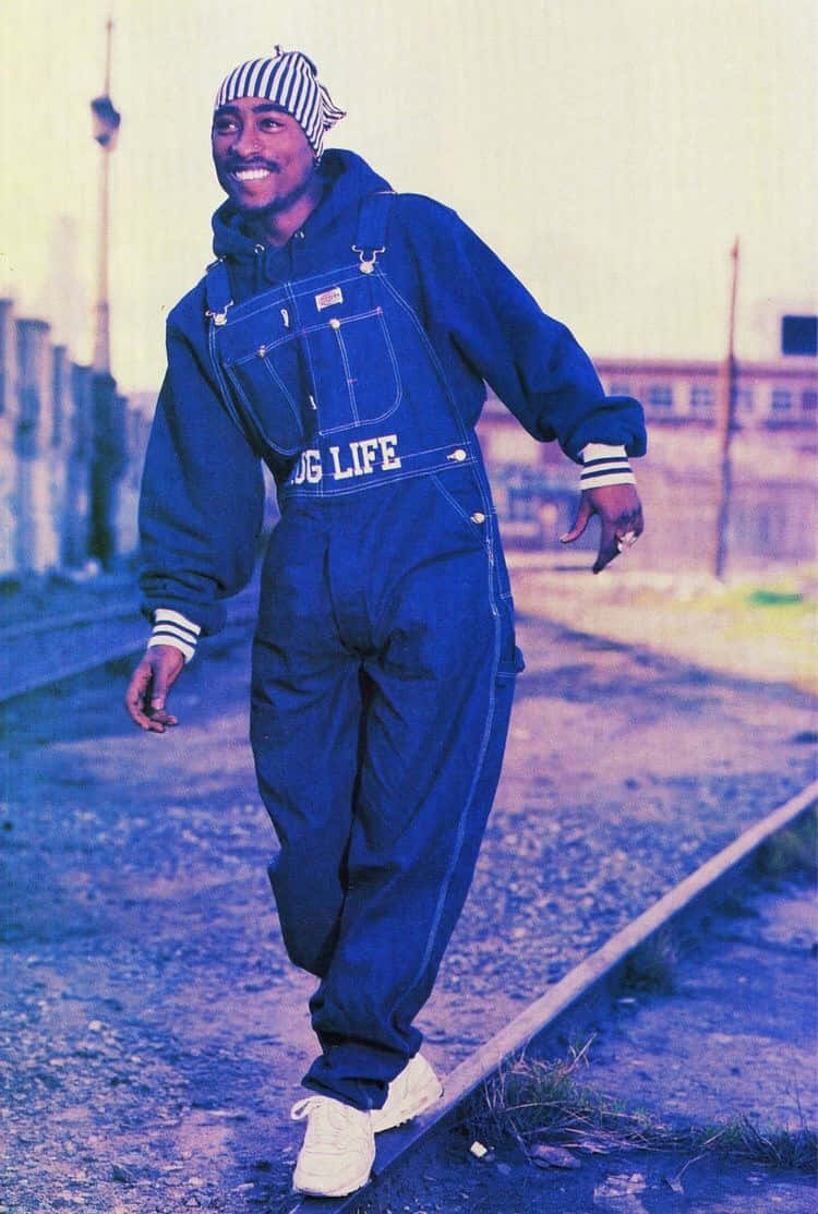 Tupac Shakur Thug Life Outfit Wallpaper