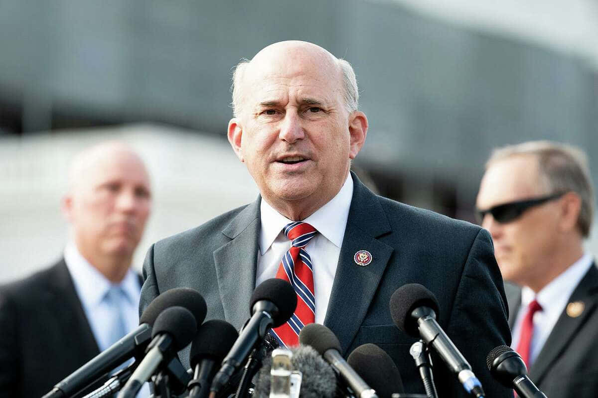 U.s. Representative Louie Gohmert Addressing Multiple Microphones. Wallpaper