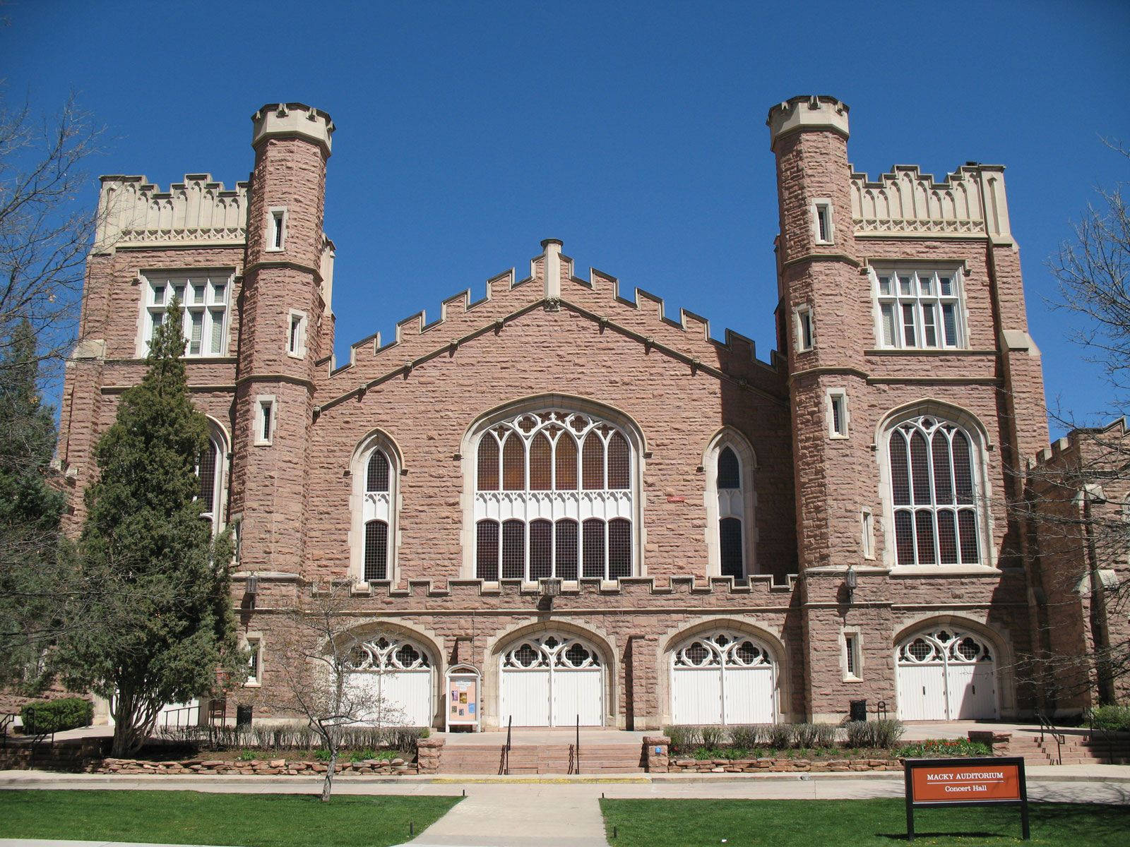 University Of Colorado At Boulder Macky Auditorium Wallpaper