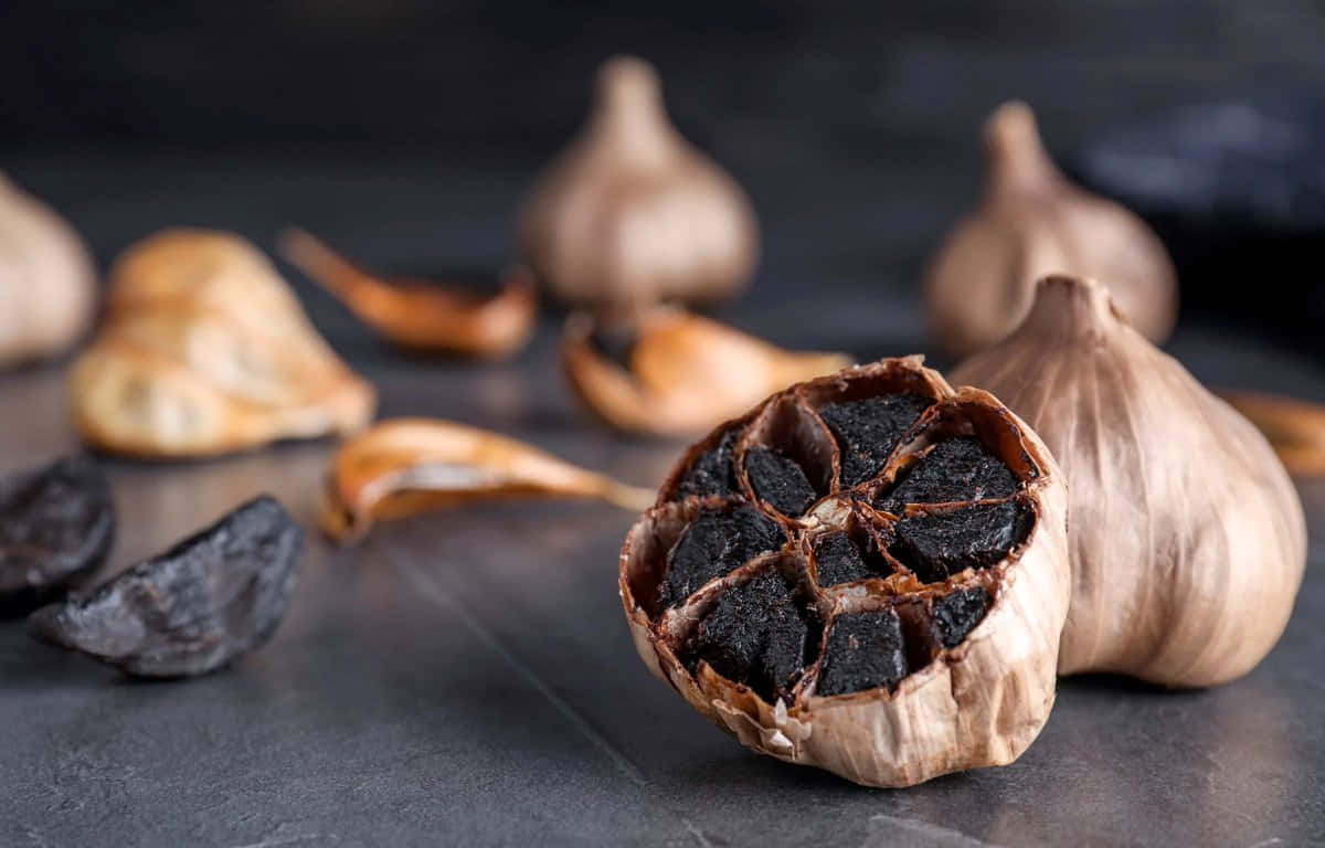 Unlock The Secrets Of Umami-packed Taste With Black Garlic Wallpaper