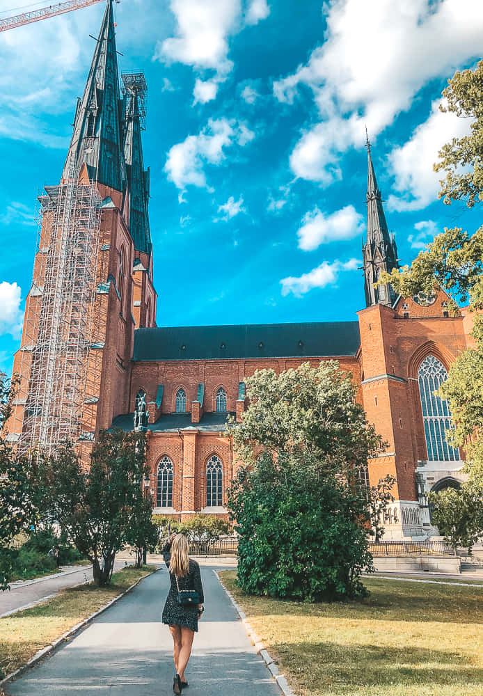 Uppsala Cathedral Visitor Walking Wallpaper