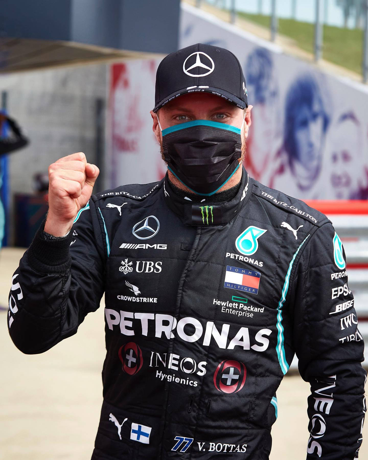 Valtteri Bottas Face Mask Fist Up Wallpaper