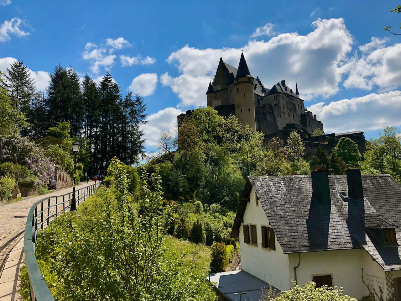 Vianden Castle Luxembourg Sunny Day Wallpaper