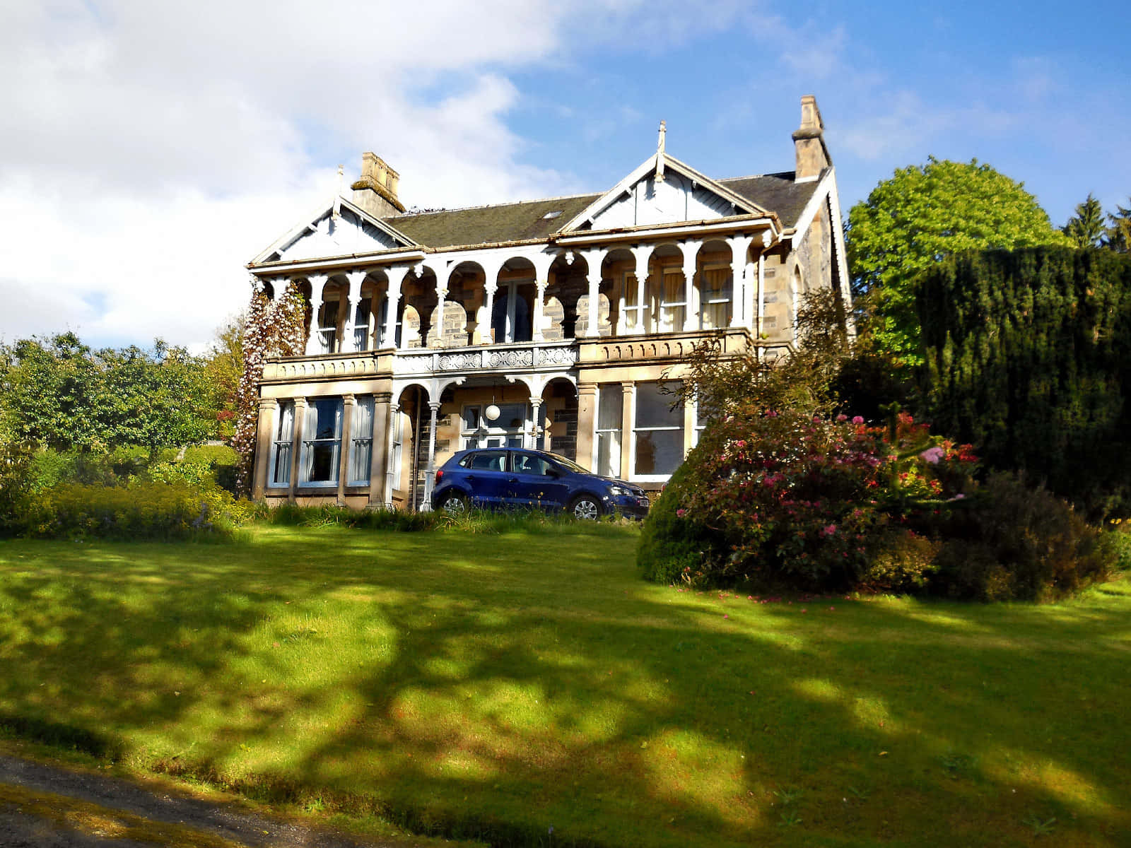 Victorian_ House_ Inverness_ U K Wallpaper