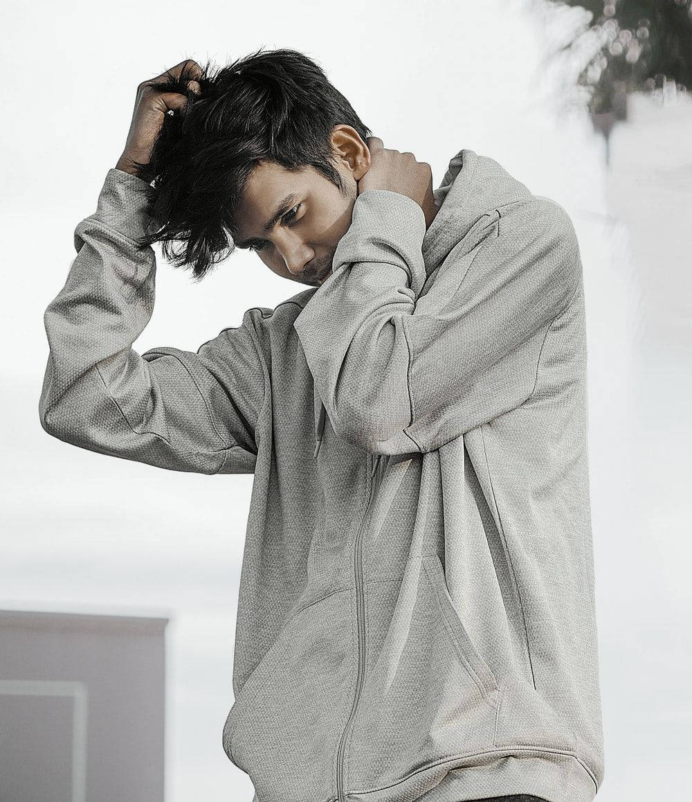 Vijay Mahar Gray Hoodie Wallpaper