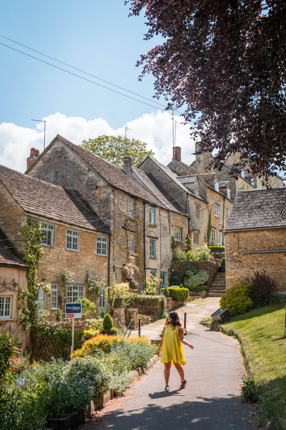 Village In Costwold, Uk Wallpaper