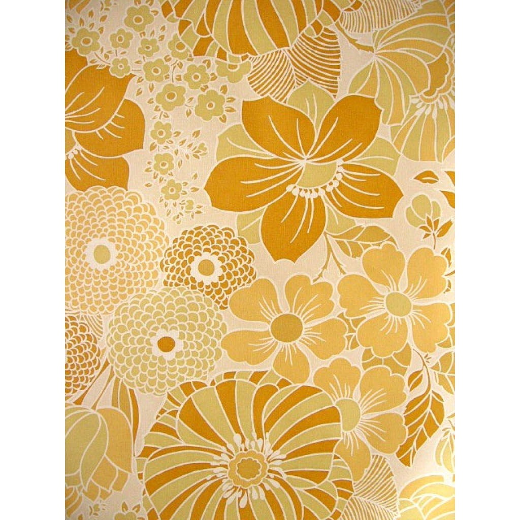 Vintage 70s Blooming Flowers Wallpaper