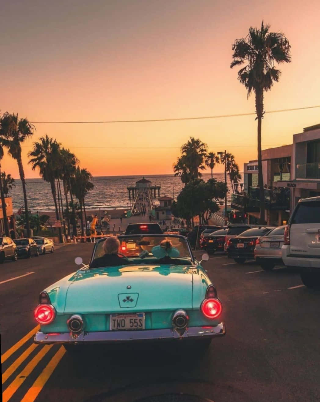 Vintage Beach Sunset Cruise Wallpaper