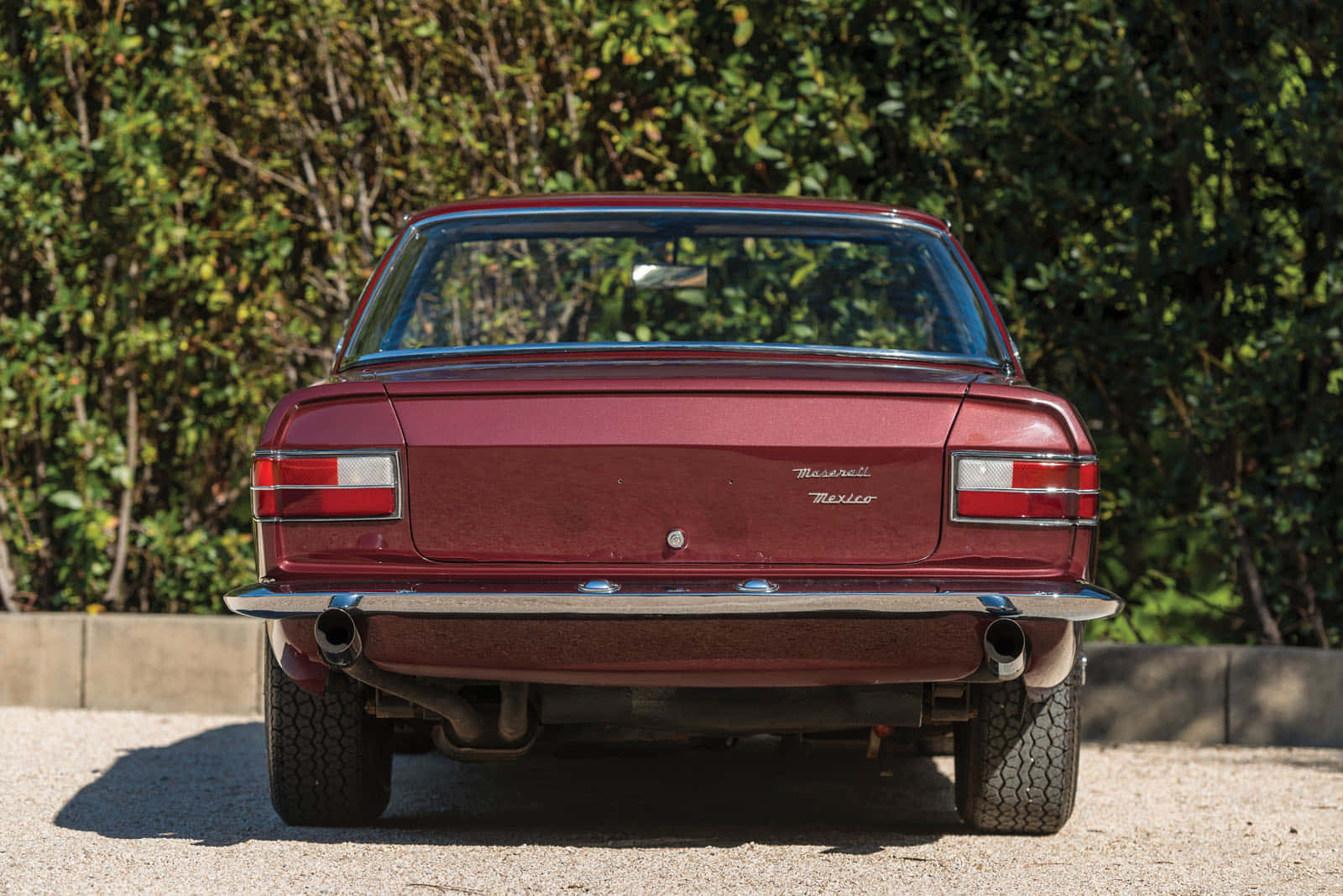 Vintage Maserati Mexico Rear View Wallpaper