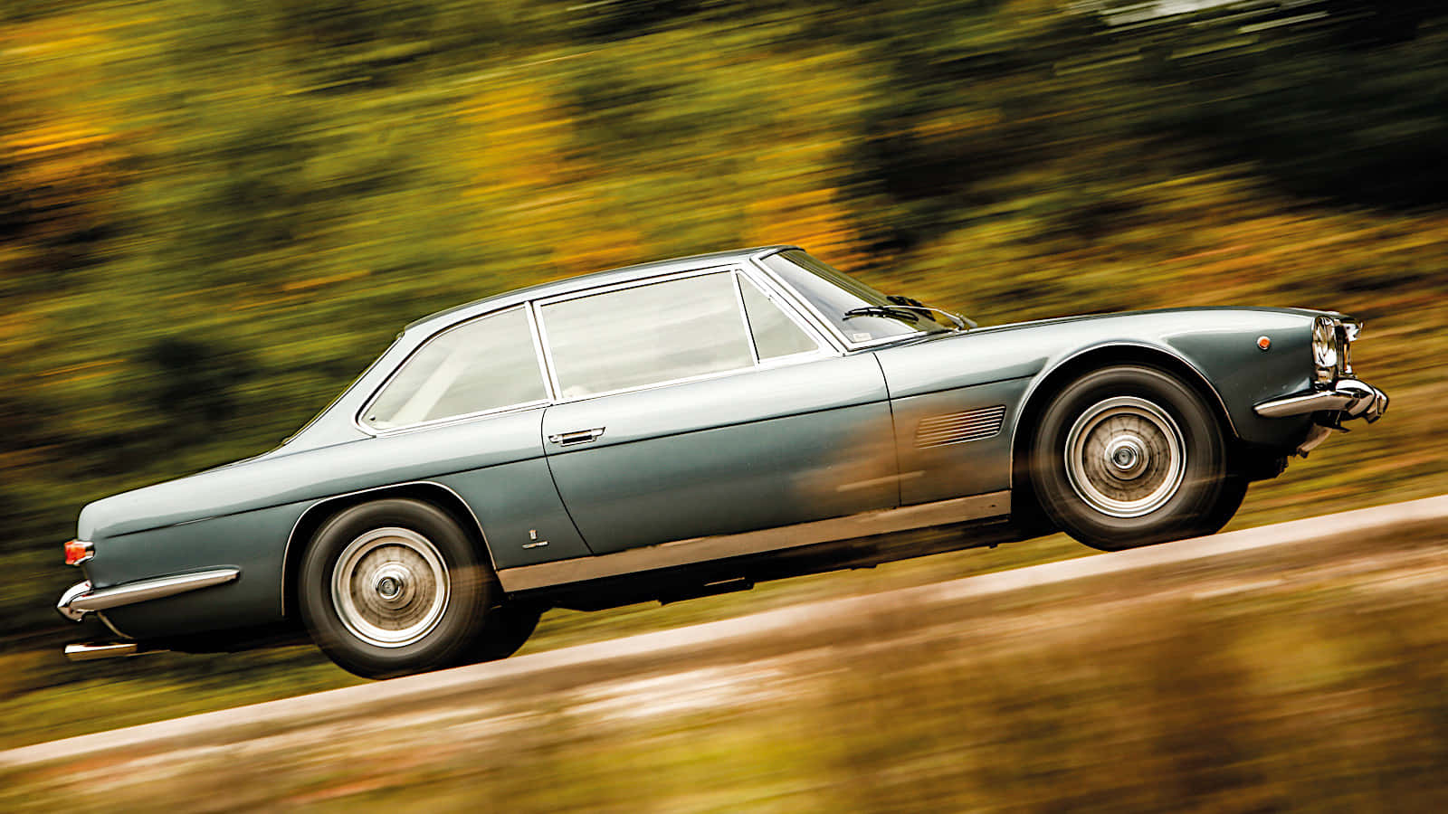 Vintage Maserati Mexicoin Motion Wallpaper