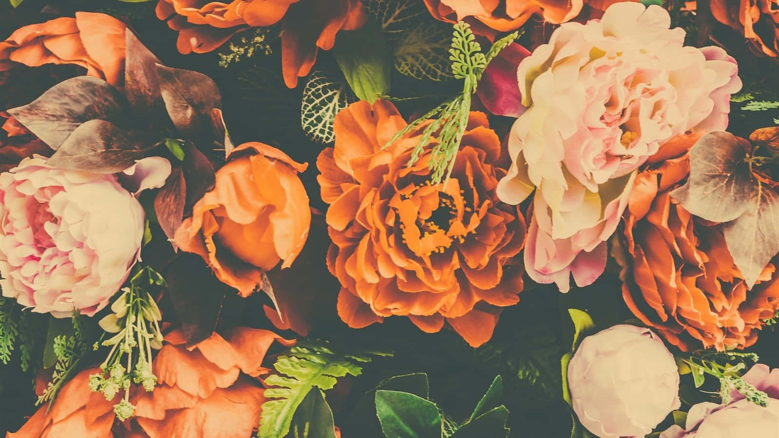 Vintage Orange Floral Arrangement Wallpaper