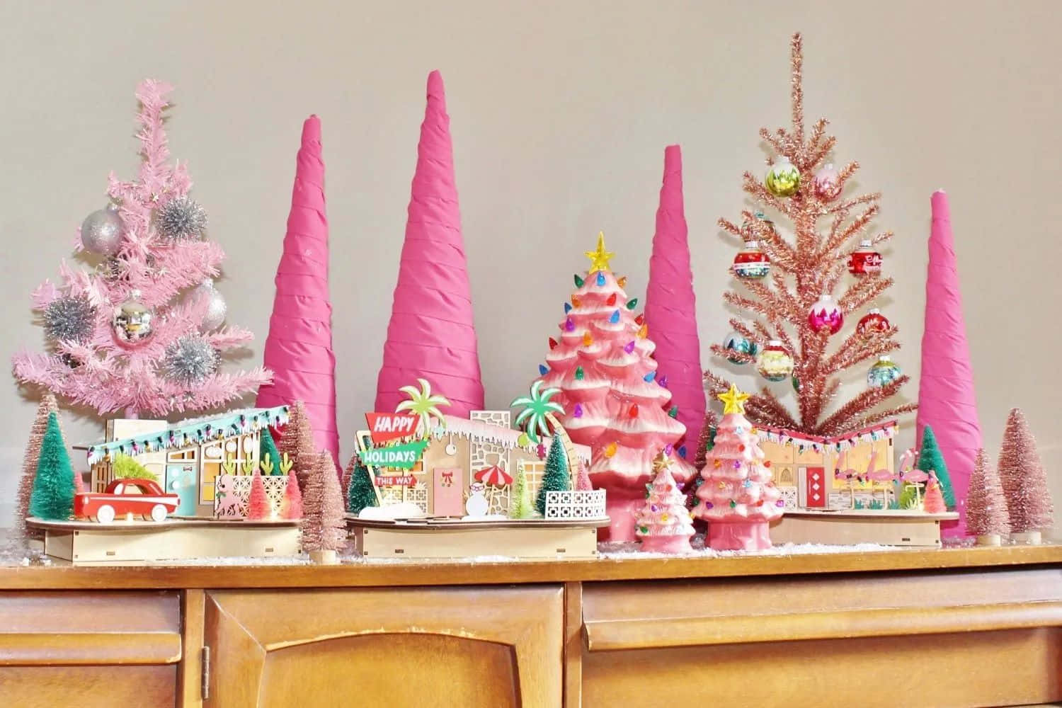 Vintage Pink Christmas Display Wallpaper