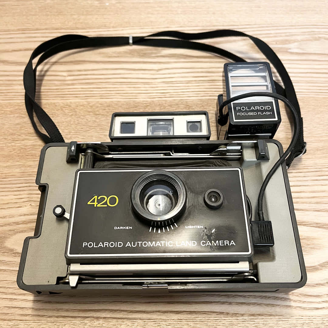 Vintage Polaroid420 Automatic Land Camera Wallpaper