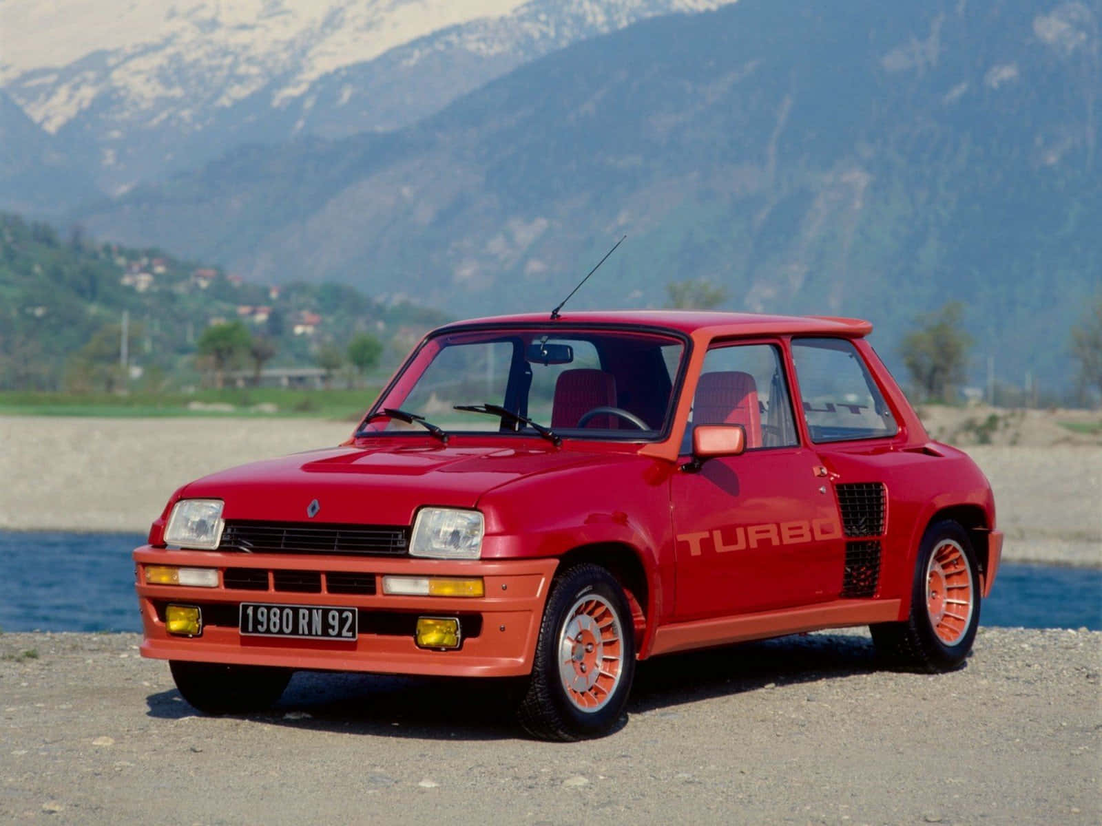 Vintage Renault 5 Turbo In Its Prime Wallpaper