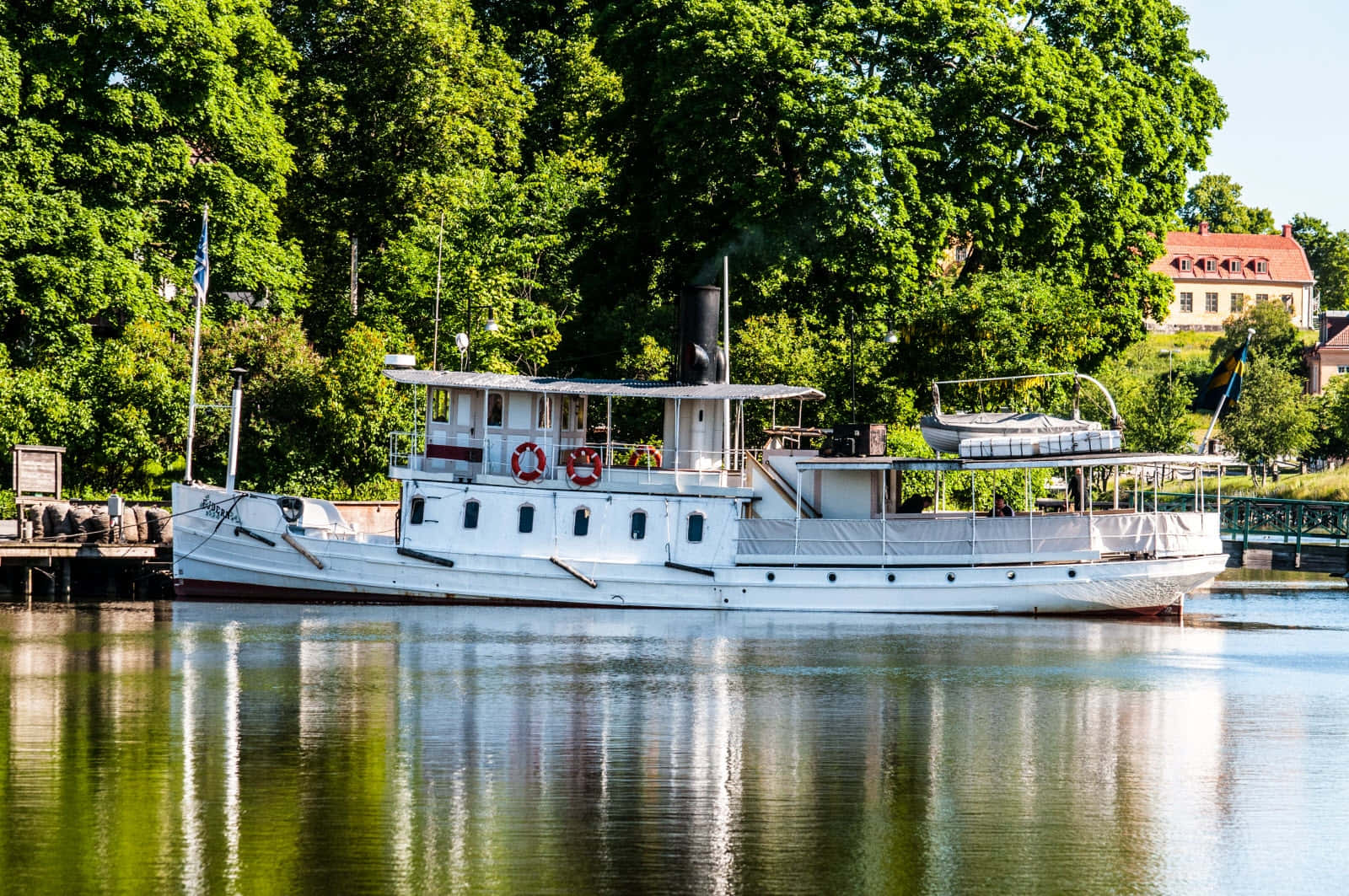 Vintage Steamboat Near Sodertalje Sweden Wallpaper