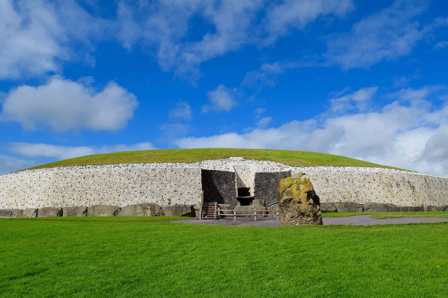 Vivid Blue Sky Newgrange Boyne Valley Wallpaper