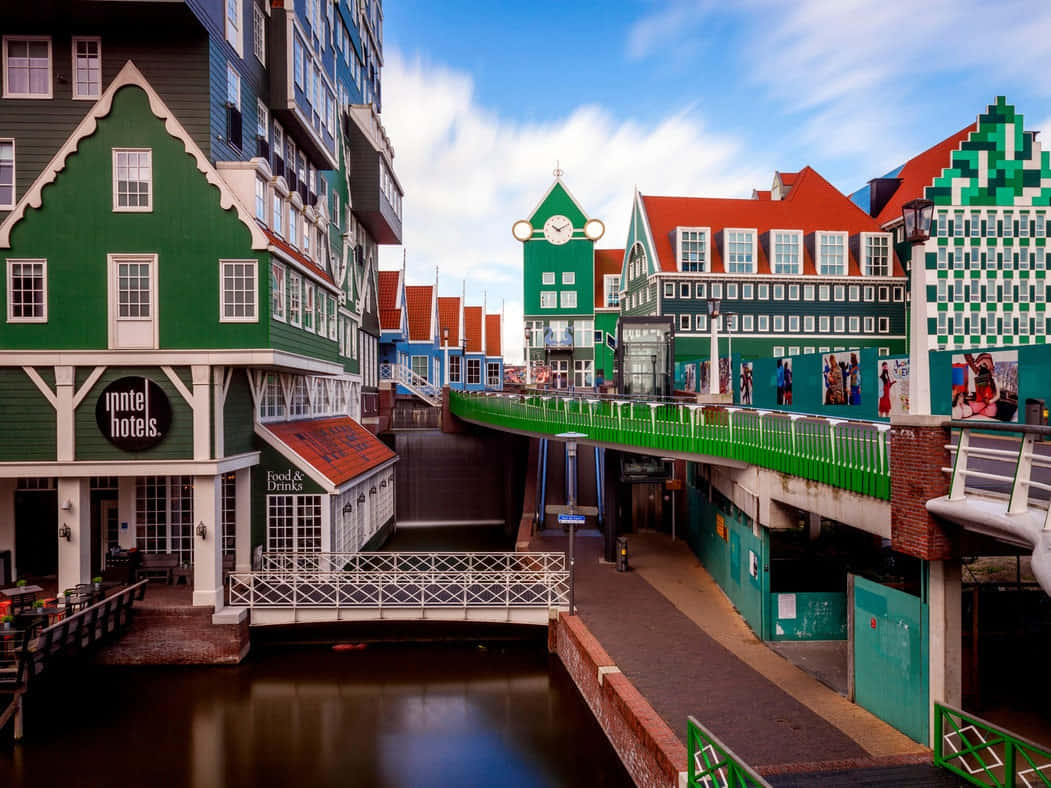 Vivid Inntel Hotel Zaandam Wallpaper