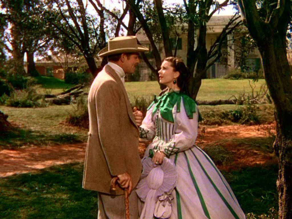 Vivien Leigh And Clark Gable In 'gone With The Wind' Wallpaper