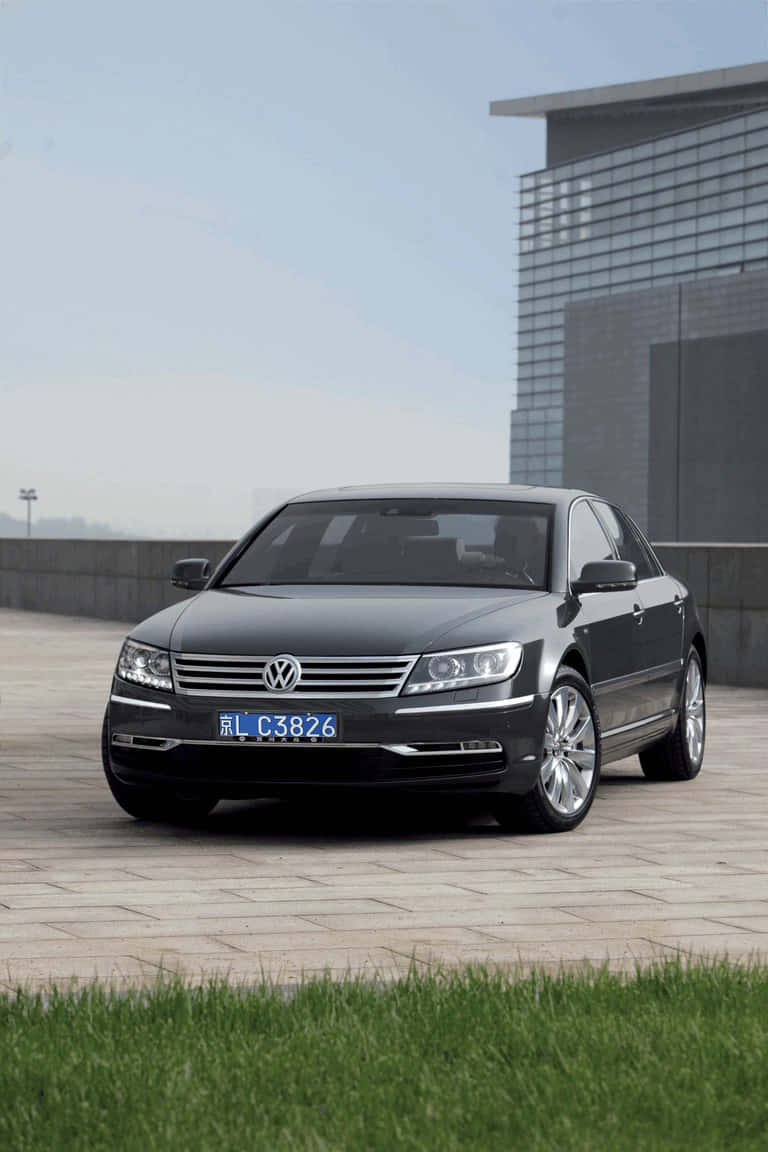 Volkswagen Phaeton Luxury Sedan Wallpaper