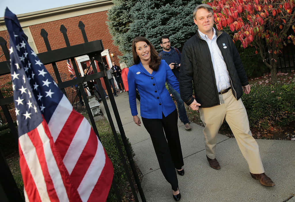 Walking Alison Lundergan Grimes Wallpaper