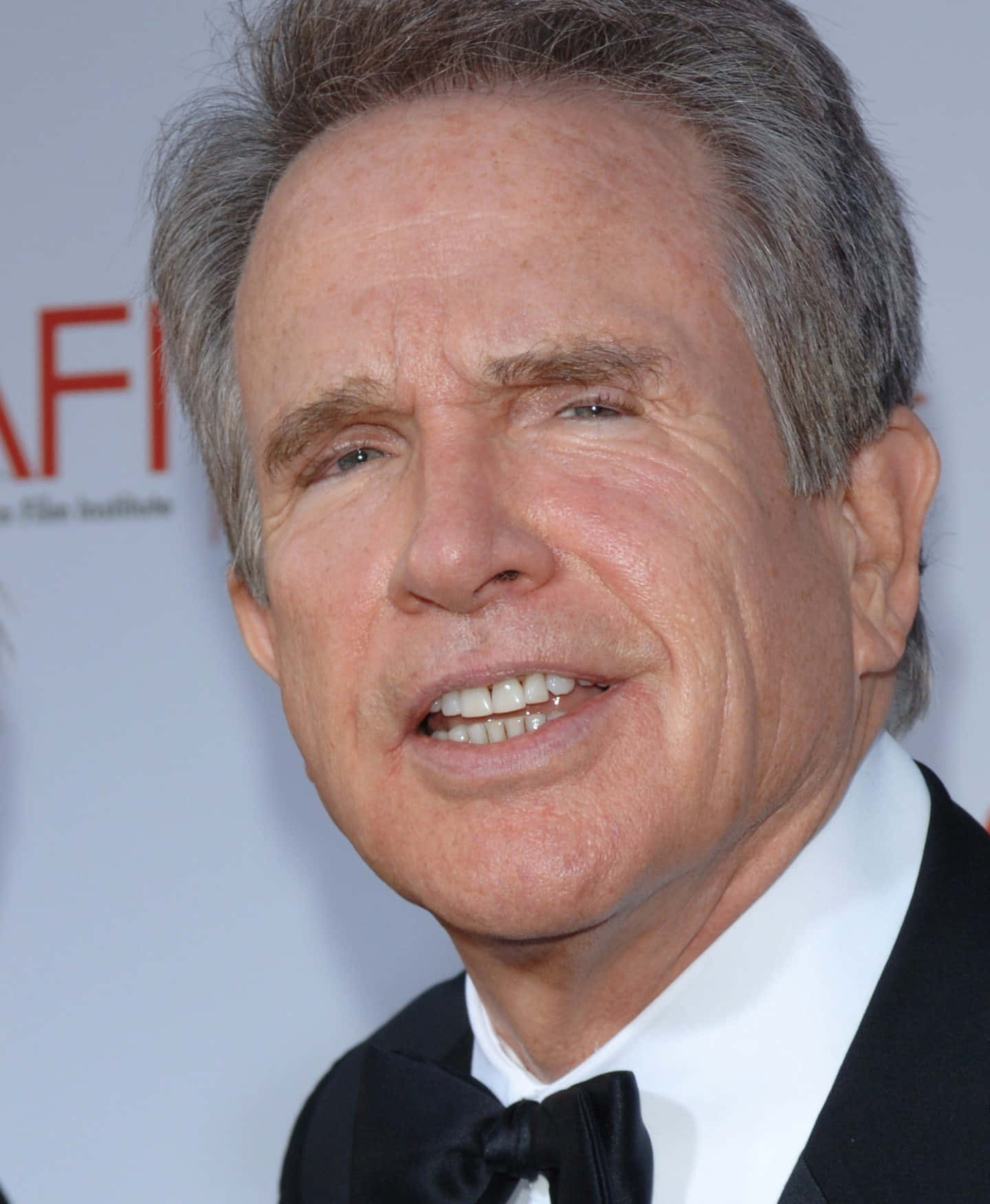 Warren Beatty At A Public Event Wallpaper