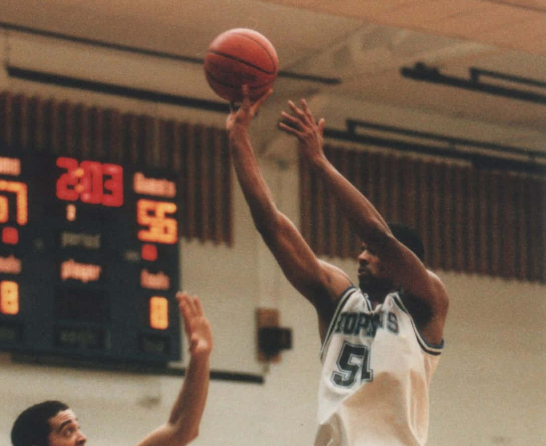 Wes Unseld Live Basketball Game Wallpaper