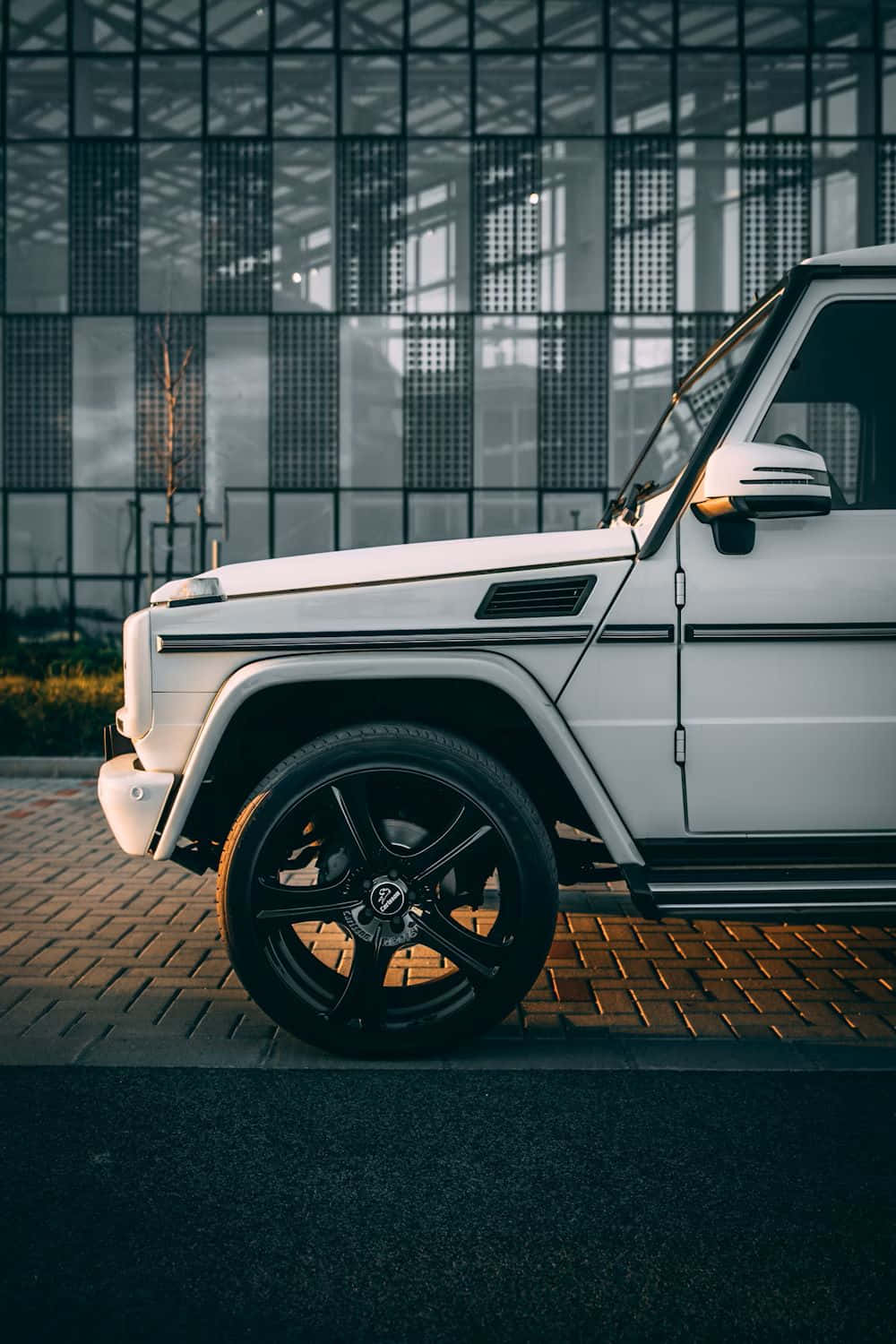 White G Wagon Side View Wallpaper