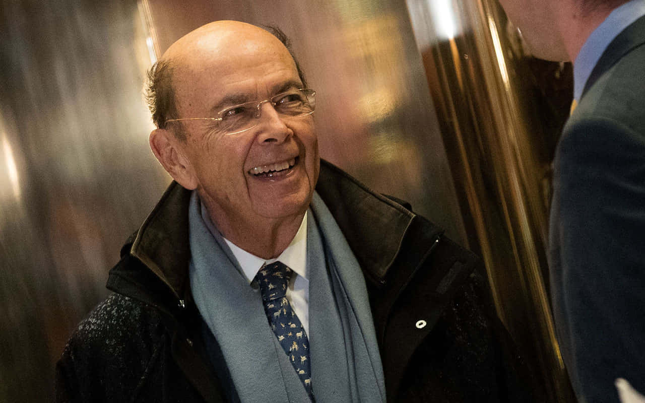 Wilbur Ross Laughingin Conversation Wallpaper