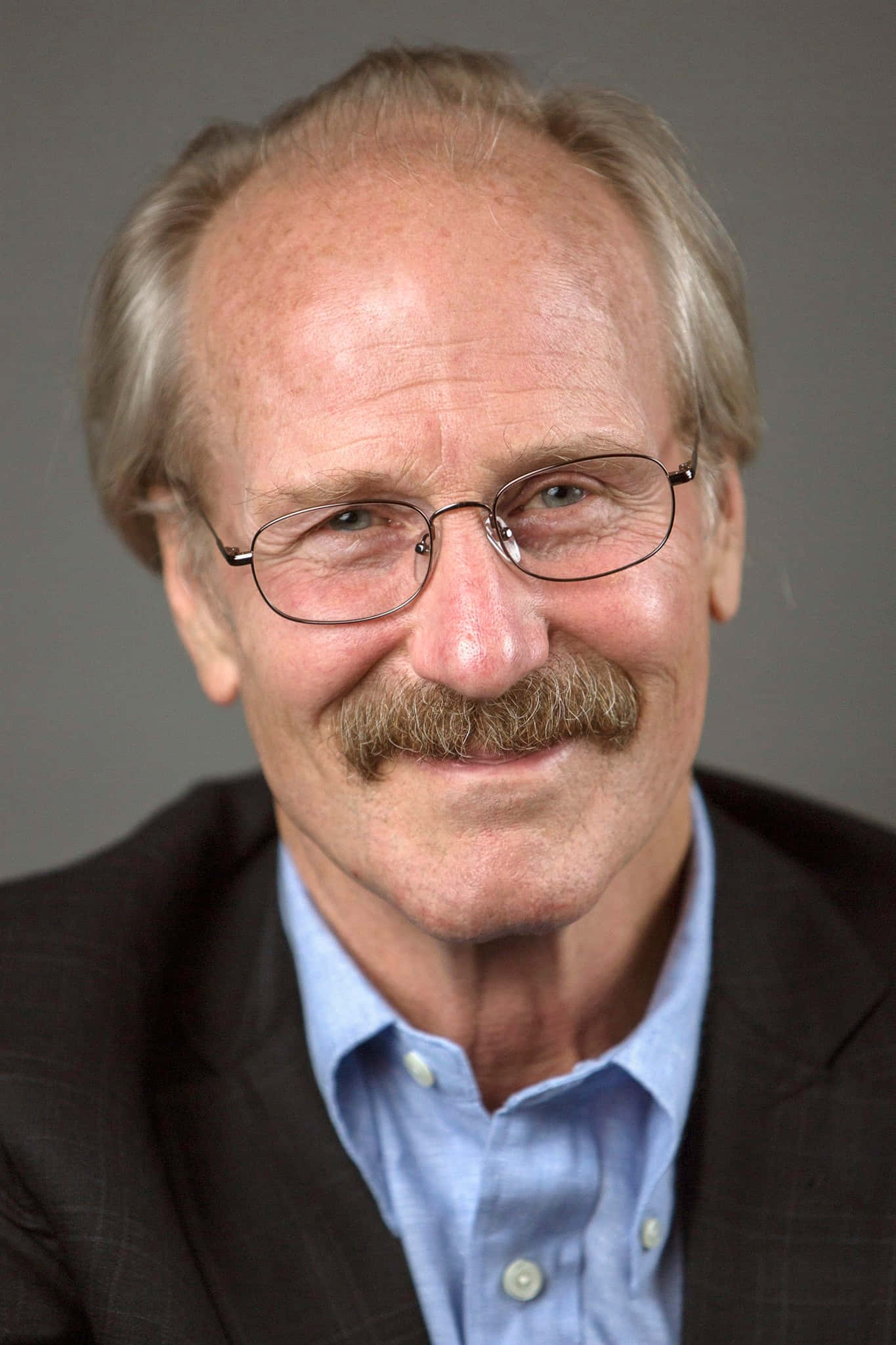 William Hurt - Hollywood Legend Wallpaper