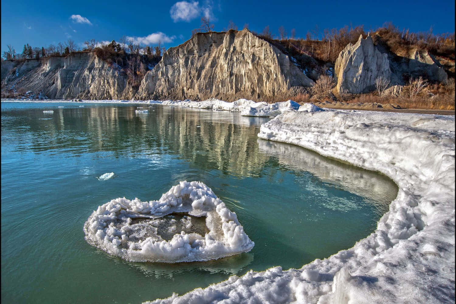 Winter_ At_ Scarborough_ Bluffs Wallpaper