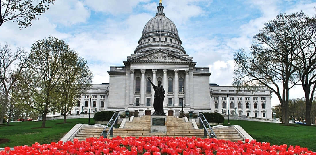 Wisconsin State Capitol Building Springtime Wallpaper