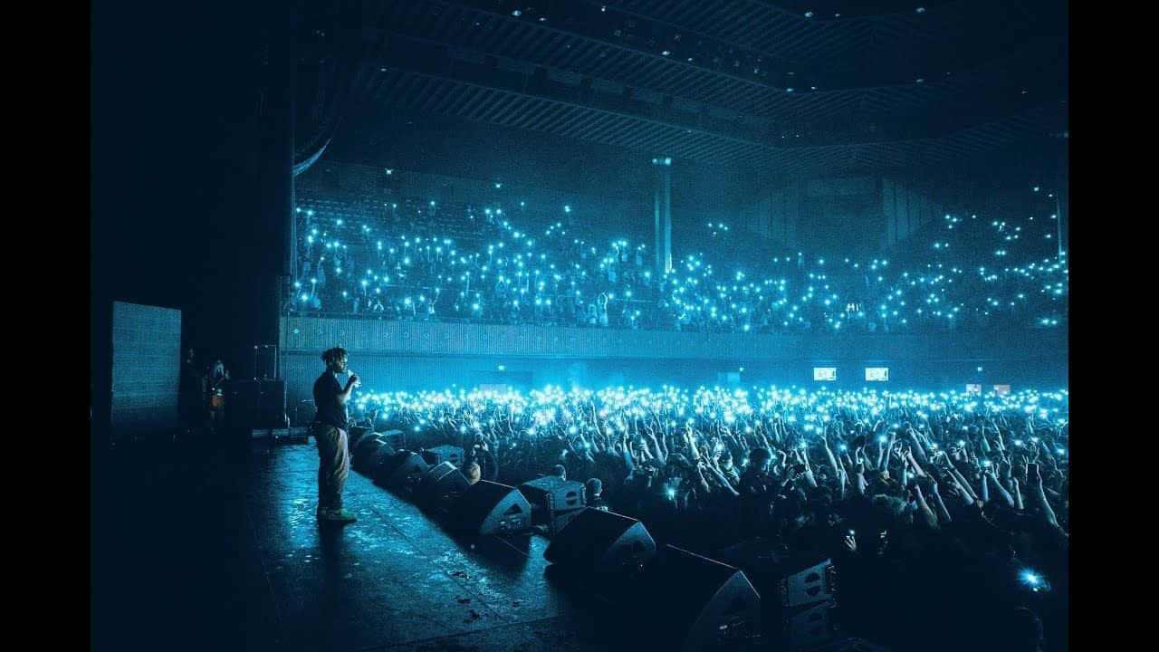 Witnessing Juice Wrld Live In Concert Wallpaper