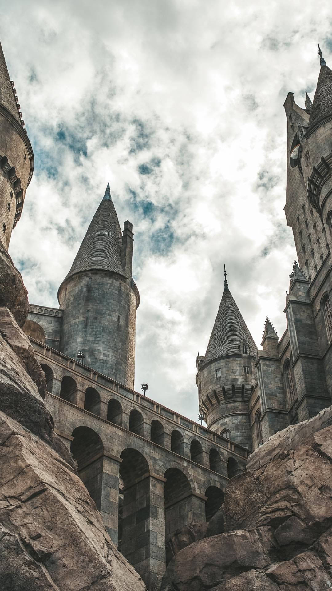 Wizarding World Harry Potter Hogwarts Iphone Wallpaper