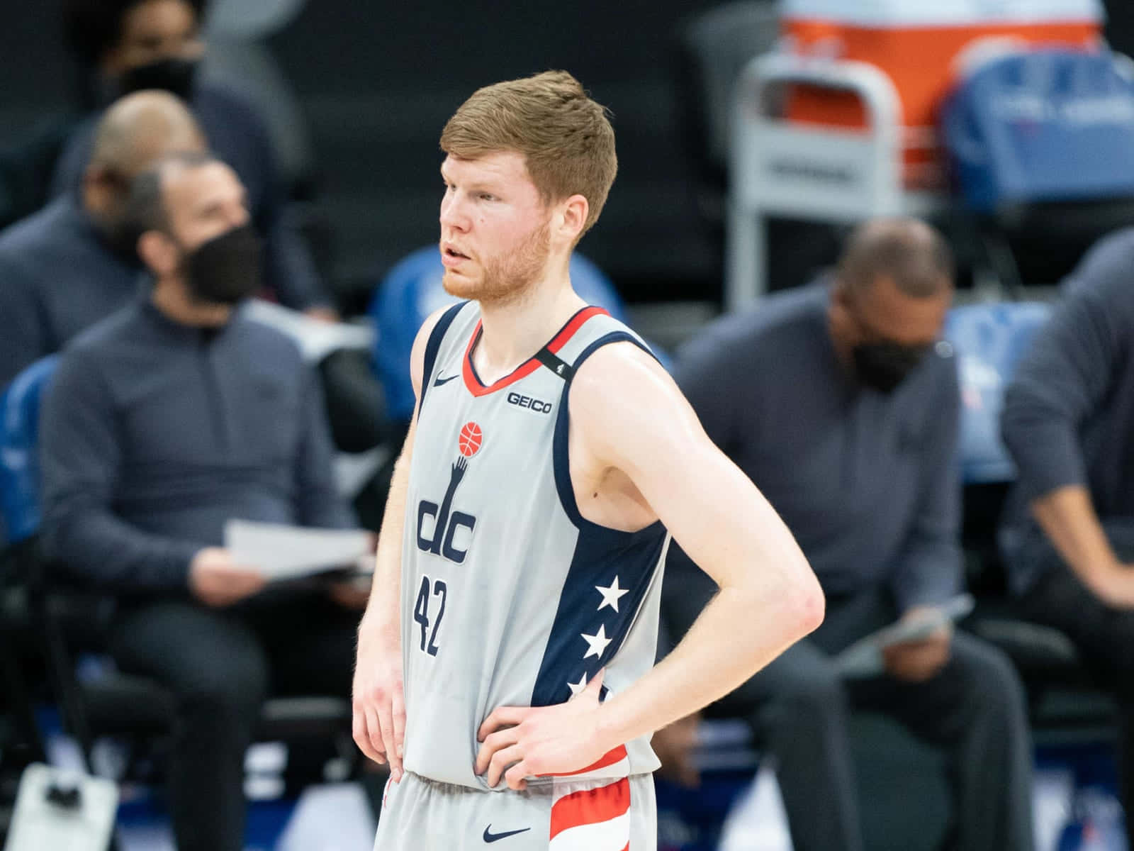 Wizards Trade Davis Bertans Troy Brown Wallpaper