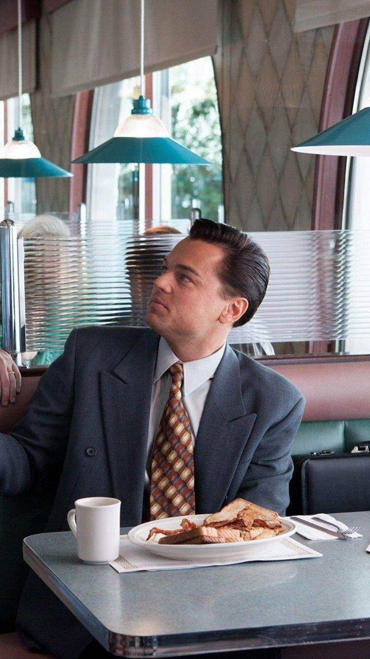 Wolf Of Wall Street Leonardo In Restaurant Wallpaper