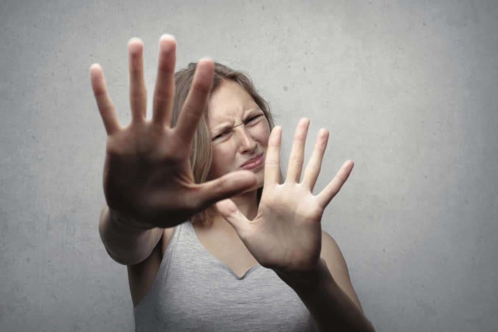 Woman Reluctant To Pictures Wallpaper