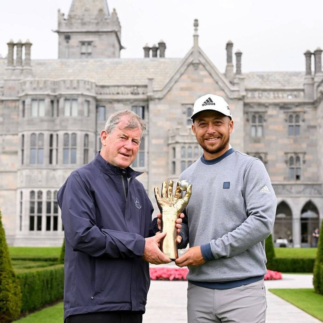 Xander Schauffele With Jp Mcmanus Wallpaper