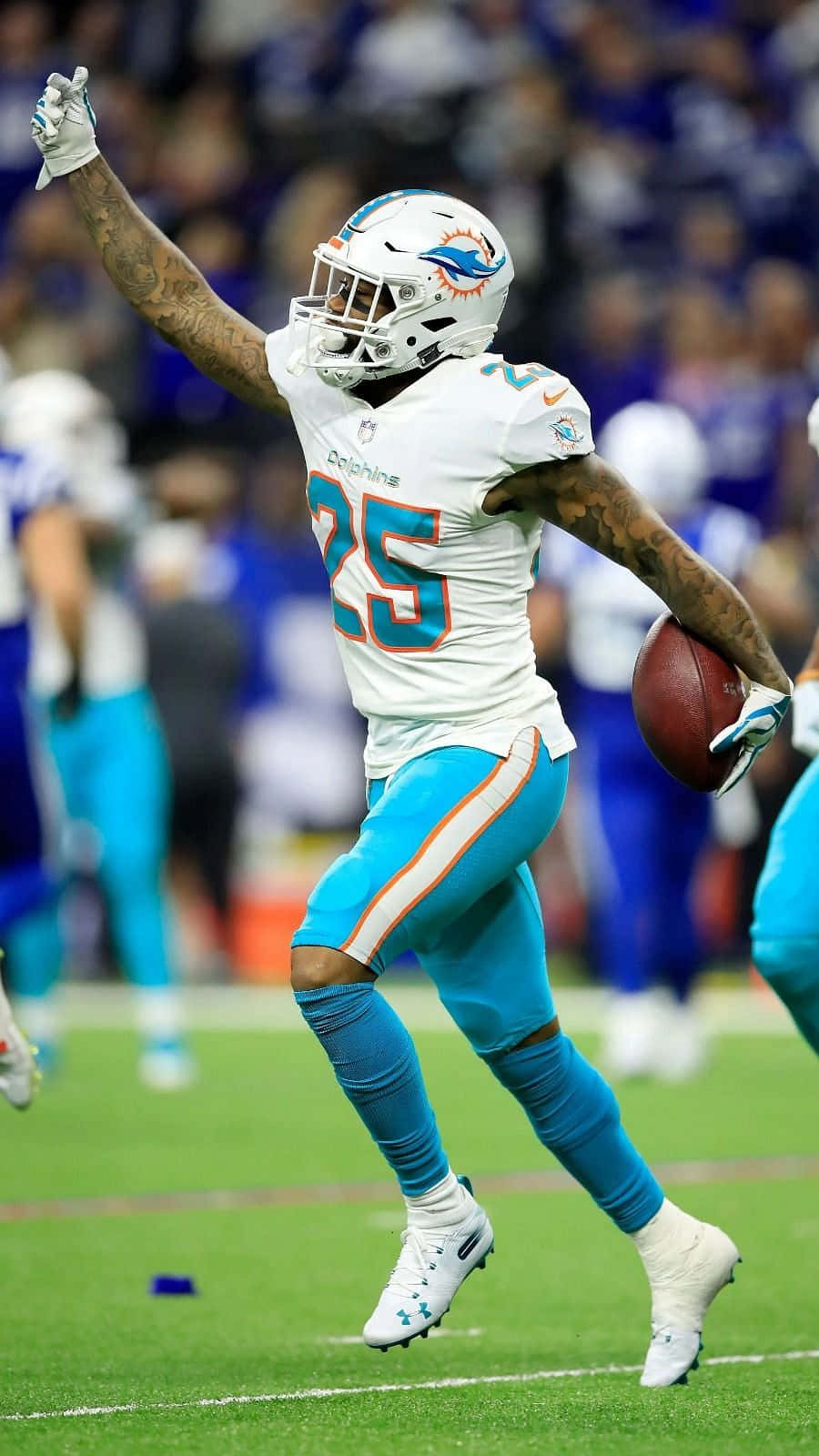 Xavien Howard American Football Match Wallpaper