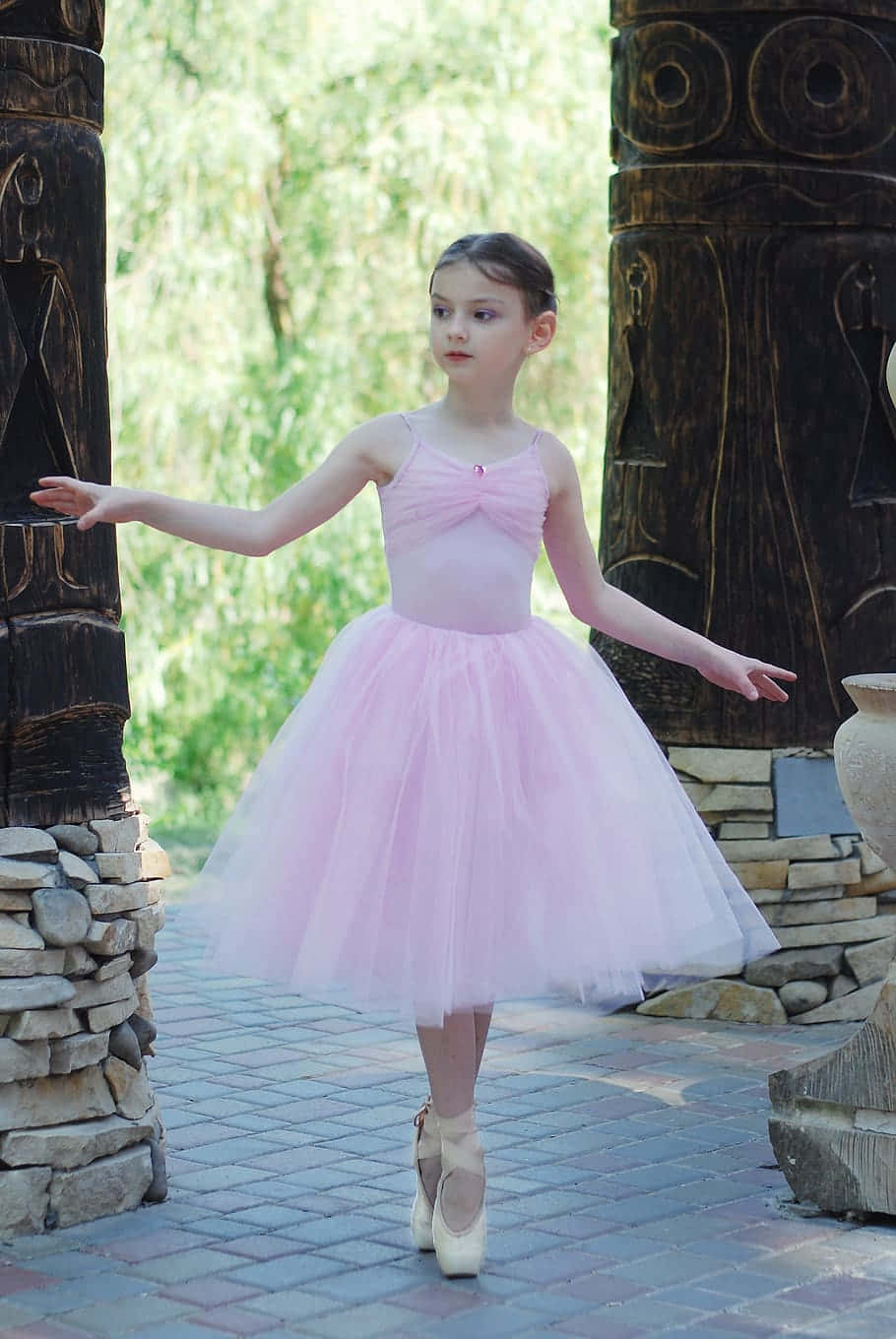 Young Ballerina Outdoor Performance Wallpaper