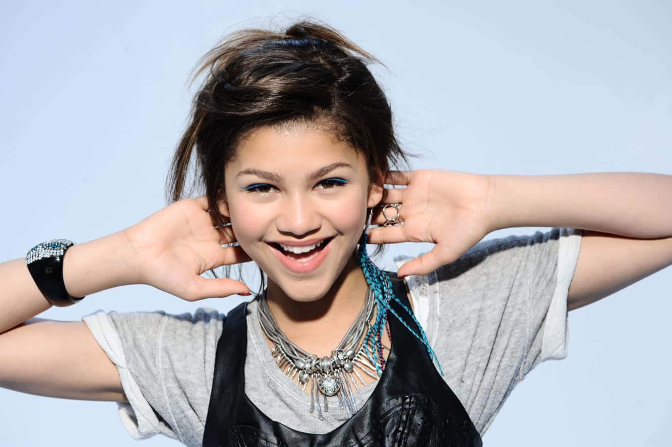 Young Zendaya Hd Wallpaper