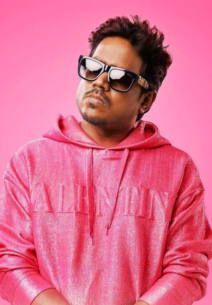 Yuvan Shankar Raja In Pink Wallpaper