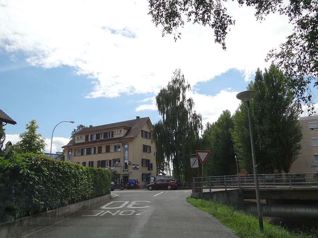 Yverdon Les Bains Street View Wallpaper